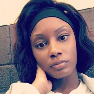 Meet your Posher, Jasmine